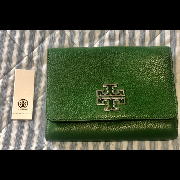NEW Tory Burch Britten Chain Wallet - Picture 1 of 6